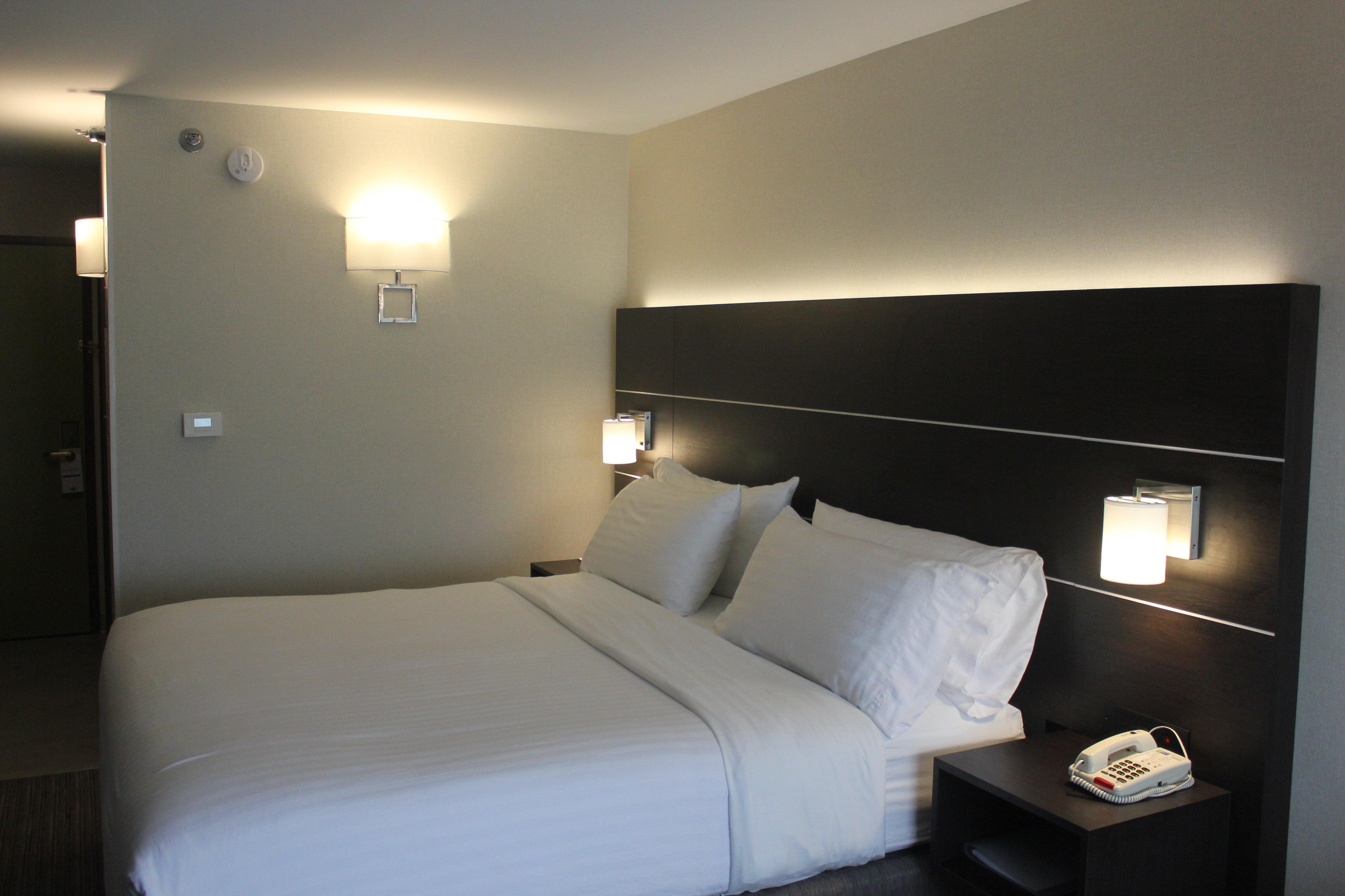 Holiday Inn Express Corydon By Ihg Exterior foto